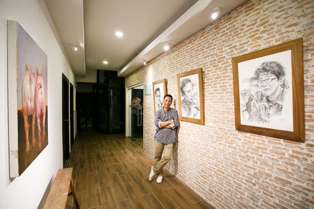 Third Rock Hostel Bangkok Exterior foto